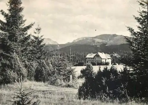 Slovakia Oravicie cottage photo & Juranova Furkoska in the background