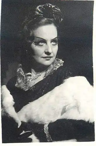 Photo format 6 x 9 cm Romania actrita teatrului national Cluj anii `30 Viorica Iuga Voda theatre actress