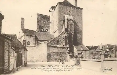 France postcard Moulins la Malcoiffee