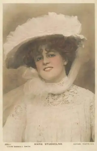 English actress and singer of the Victorian and Edwardian eras Miss Marie Studholme hat coiffure dress