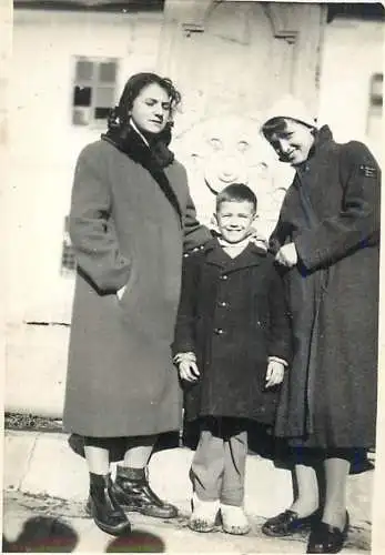 Romania souvenir photo 6 x 9 cm family and child