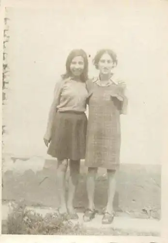 Romania souvenir photo 6 x 9 cm mother and daughter
