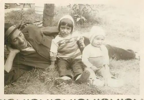 Romania souvenir photo 6 x 9 cm grandfather playing with children in the yard