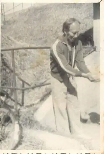 Romania sport topic souvenir photo 6 x 9 cm man in the yard