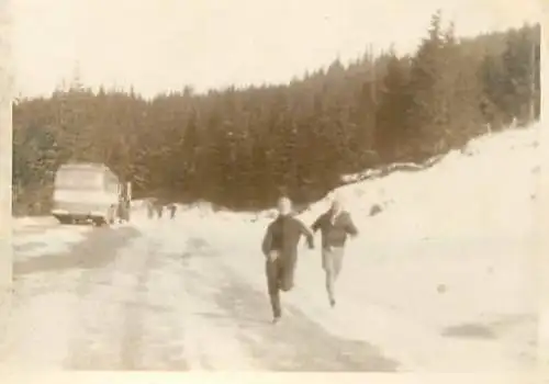 Romania sport topic souvenir photo 6 x 9 cm cross in winter time and bus