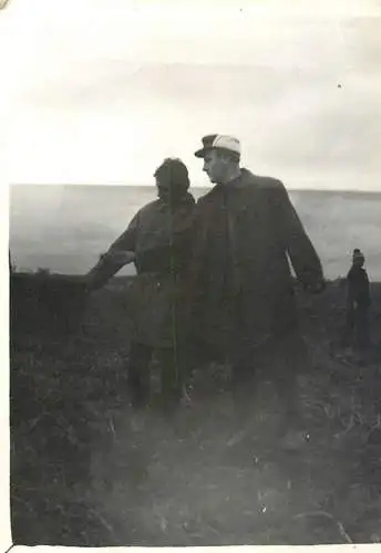 Romania sport topic souvenir photo 6 x 9 cm people in the field