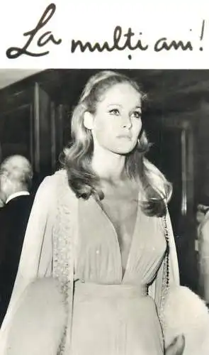 Romania pocket calendar ACIN casa filmului cinema stars actors souvenir photo 6 x 10 cm Ursula Andress 1971