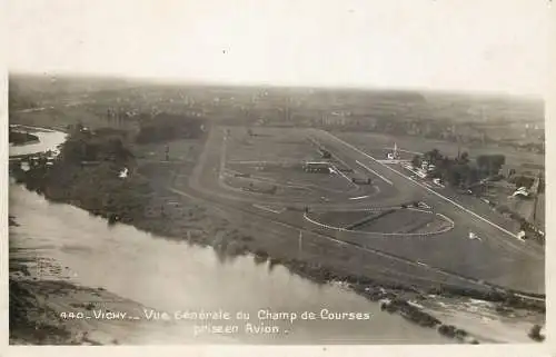 Vichy vue generale du champ de courses prise en avion