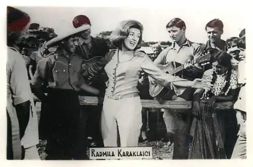 Cinema stars actors souvenir photo 6 x 9 cm oni Radmilla Karaklaici