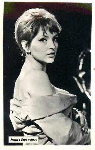 Cinema stars actors souvenir photo 6 x 9 cm Irina Lisinki