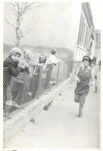 Romania photo 6 x 9 cm children cross running