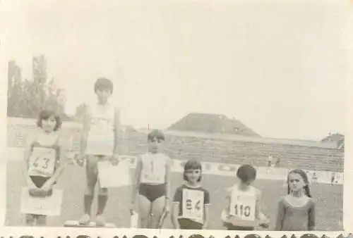 Romania photo 6 x 9 cm children cross stadium awards ceremony podium