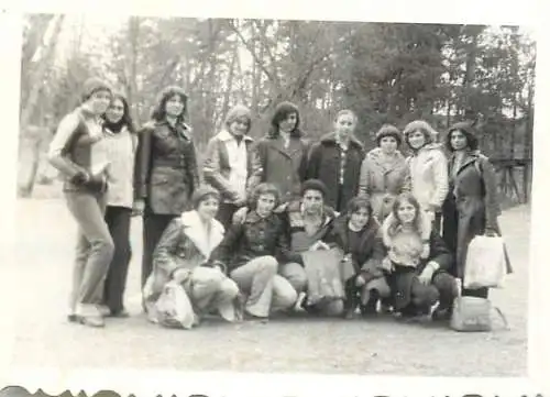 Romania 1980 sport event cross photo 6 x 9 cm group photo friends