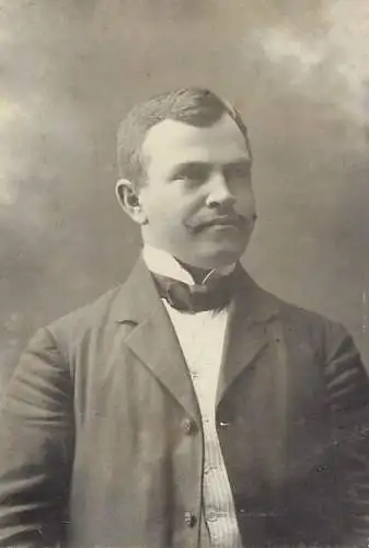 Poto 6 x 9 cm people social history elegant man with moustache