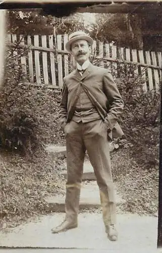 Poto 6 x 9 cm people social history elegant man with moustache and hat