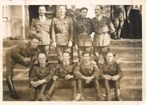 Romania photo 6 x 9 cm social history soldiers officers group photo
