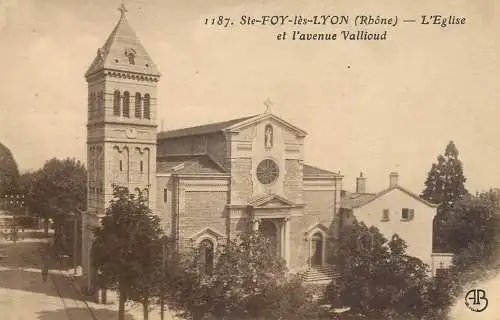 France Sainte-Foy-les-Lyon (Rhone) L'Eglise