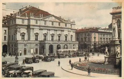 Italy Milano Piazza della Scala