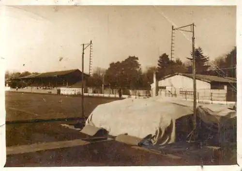 Photo 6 x 9 cm Romania social history sport scene stadium