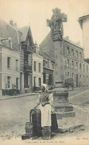 France Le Treport - Treportaise a la Croix de Gres