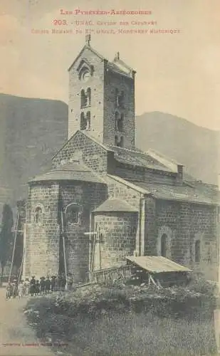 France Unac Canton des Cabannes Eglise Romaine du XI siecle monument historique