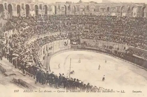 France Arles Les Arenes Course des Taureaux Le Poste de Banderilles