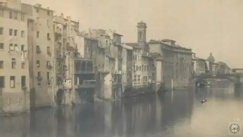 Italy Firenze Arno fiume
