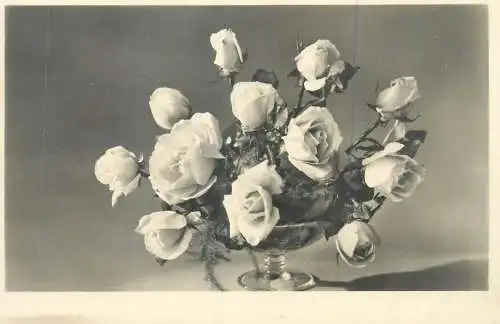 White roses floral arrangement