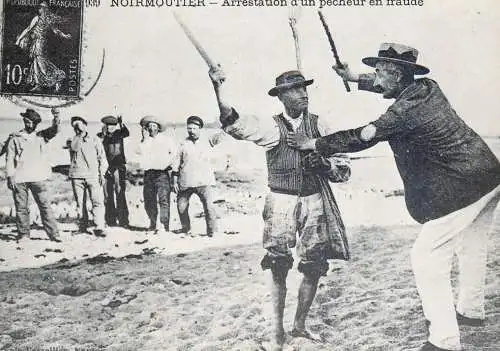 Postcard France Vendée > Ile de Noirmoutier arrestation d'un pecheur en fraude