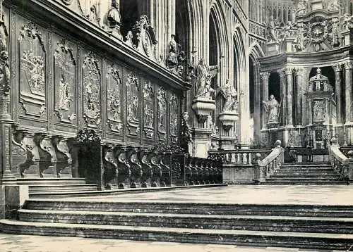 Postcard Belgium St-Hubert la basilique stalles de gauche