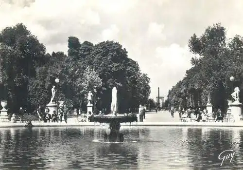 Postcard France Paris jardin de Tuileries l obelisque de la Concorde