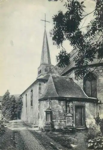 Postcard Belgium Godinne S Meuse l'eglise