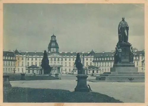 Postcard Germany Karlsruhe Schlossplatz