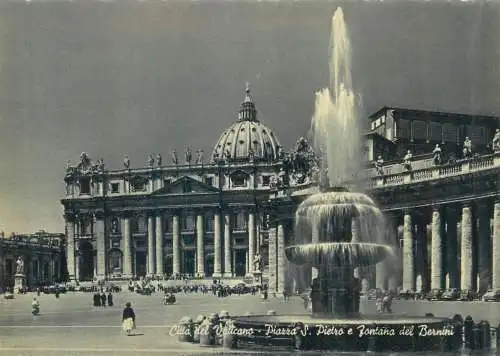 Postcard Italy Rome Vatican piazza S. Pietro e fontana del Bernini