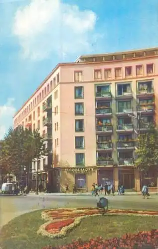 Romania Bucuresti Constructii noi in "Piata Mihail Kogalniceanu"