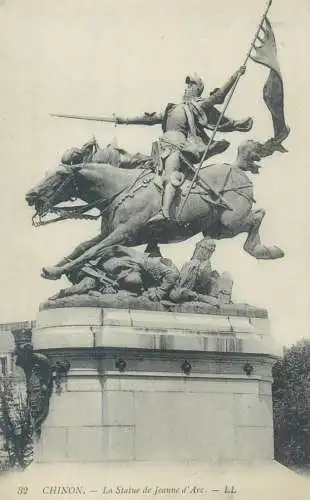 France Chinon Statue de Jeanne d'Arc
