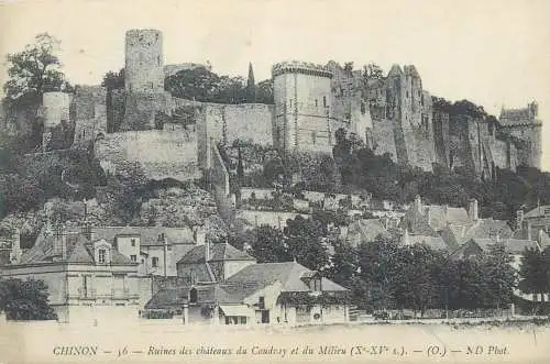 France Chinon Ruines des chateaux du Coudry et du Milieu