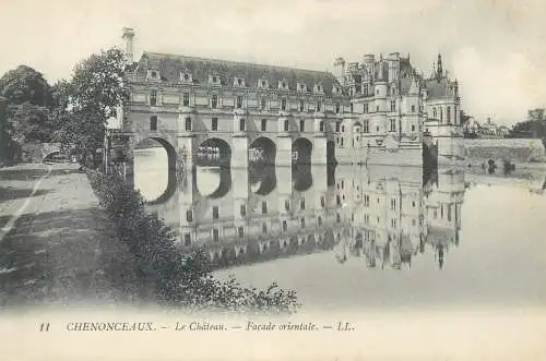 France Chenonceaux Le Chateau facade orientale