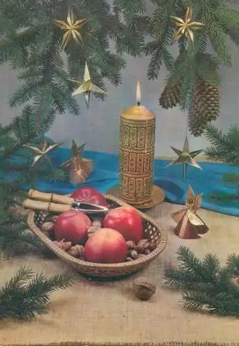 Postcard greetings card Christmas scene 1977 Merry Christmas