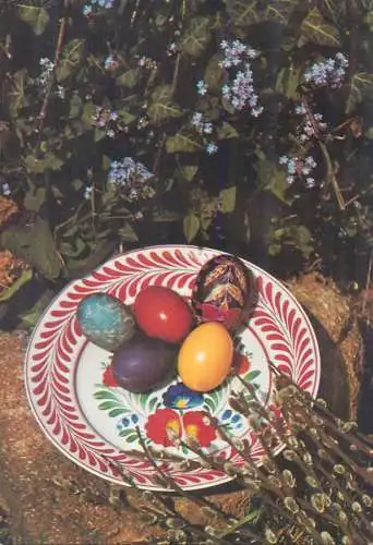 Postcard greetings card Easter scene Happy Easter Holidays1980