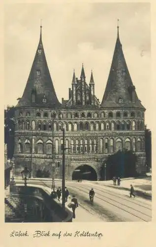 Germany Lubeck Blick auf das Holstentor