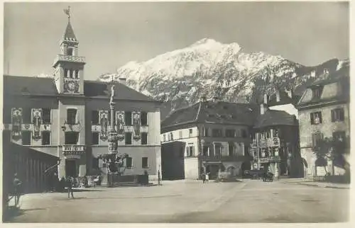 Germany Bad Reichenhall Rathausplatz mit dem Hochstaufen