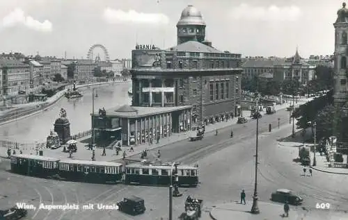 Postcard Austria Wien Aspernplatz mit Urania tram