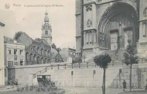 Postcard Belgium Mons le grand portail de l'eglise Ste Waudru