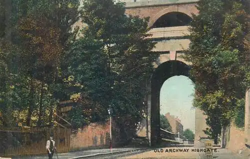 Postcard Uk England Highgate old Archway