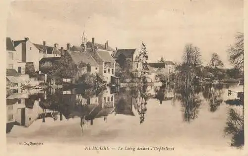 Postcard France Nemours le Loing l'Orphelinat