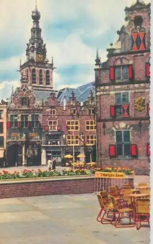 Postcard Netherlands Nijmegen Grote Markt met Waaggebouw