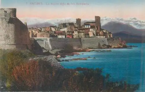 Postcard France Antibes le vieille vijle