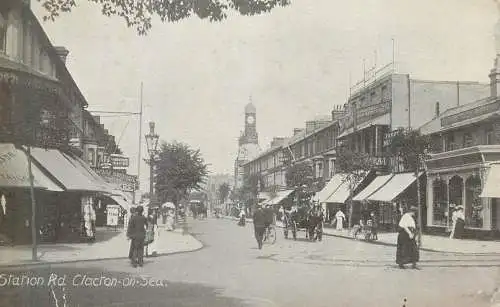 Postcard Uk England Clacton on sea station road