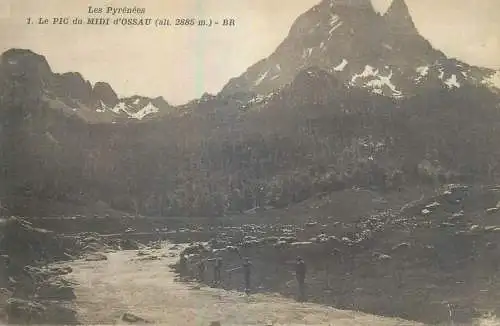 France Le Pyrenees Pic du Midi d'Ossau